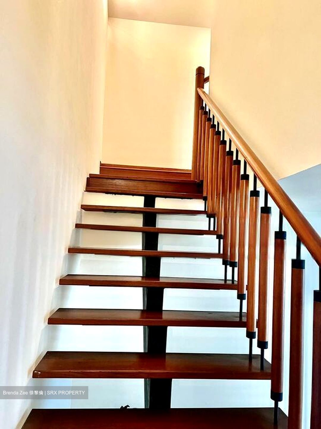 Linden Drive (D11), Terrace #445565641
